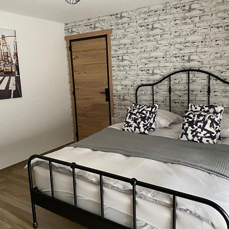 Le 701 Apartment Theux Ngoại thất bức ảnh